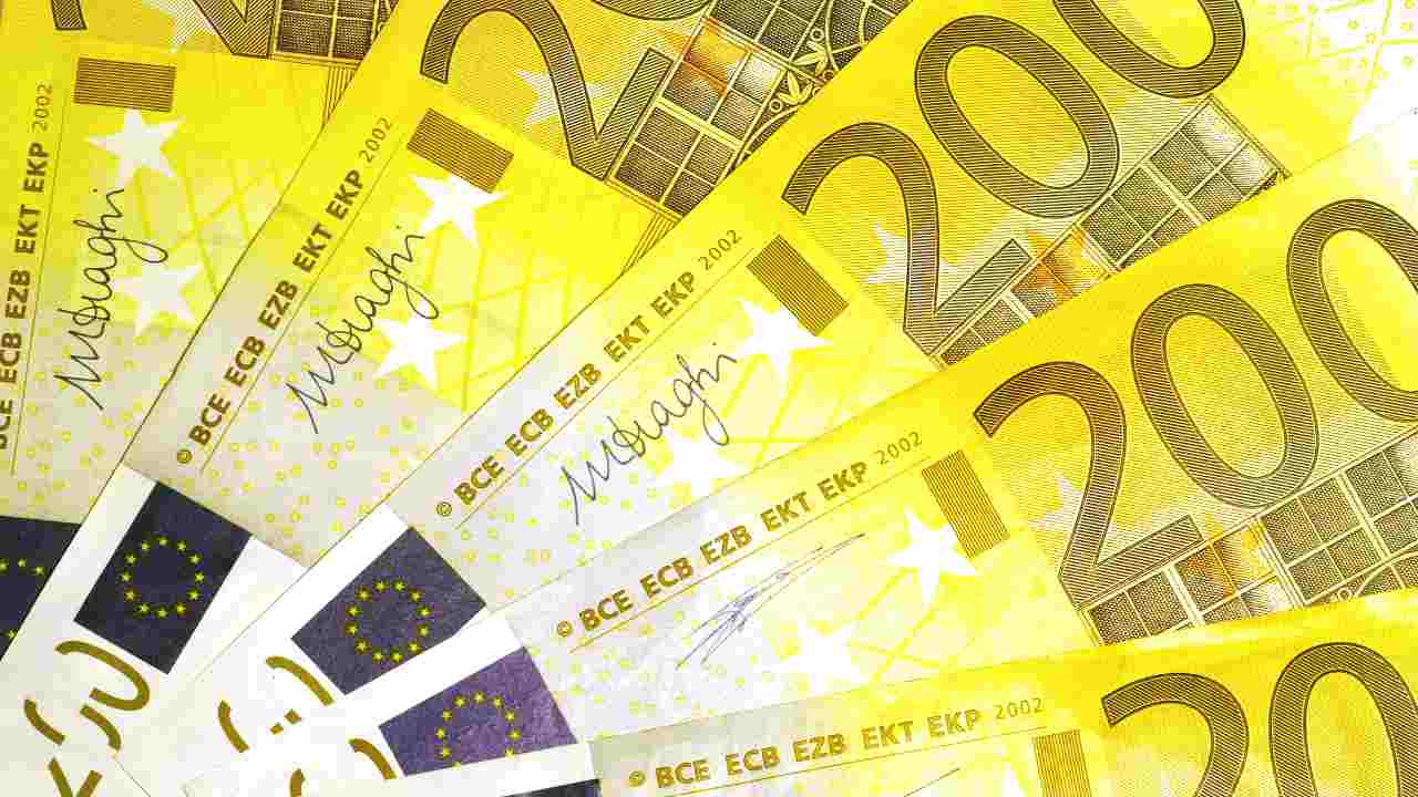 Bonus 200 euro persone escluse