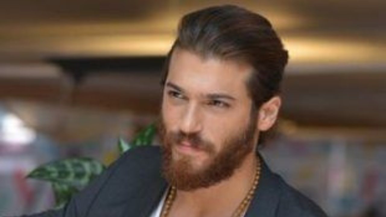 Can Yaman ristorante 