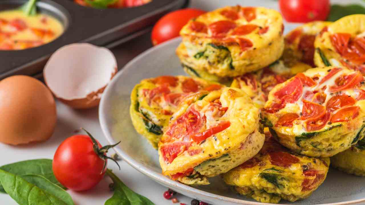 Muffin frittata ai pomodori