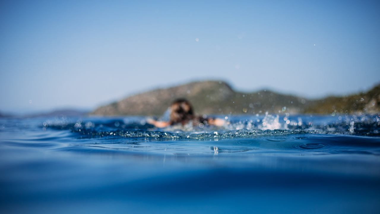 fare il bagno accaldati