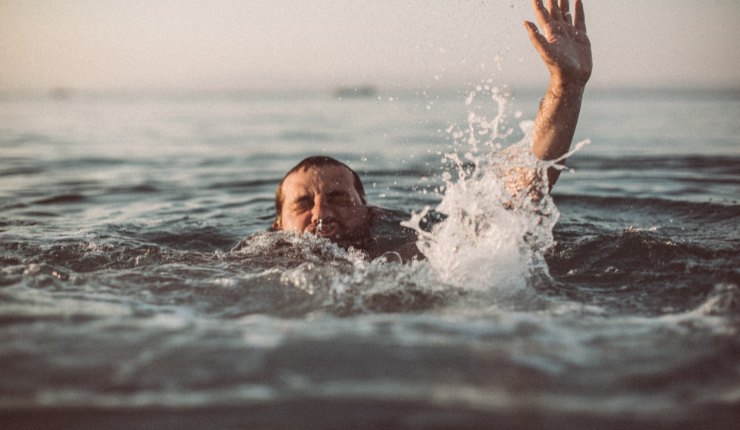 fare il bagno accaldati
