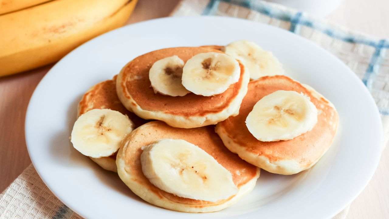 mini banana pancake