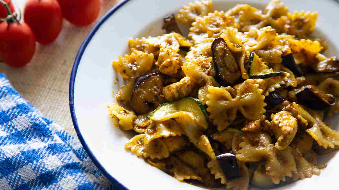 pasta pesto e melanzane