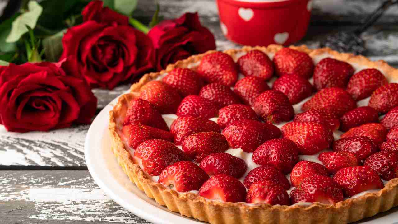 Crostata alle fragole con crema allo yogurt