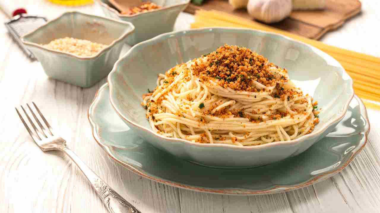 pasta con la mollica