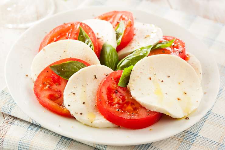 baguette alla caprese