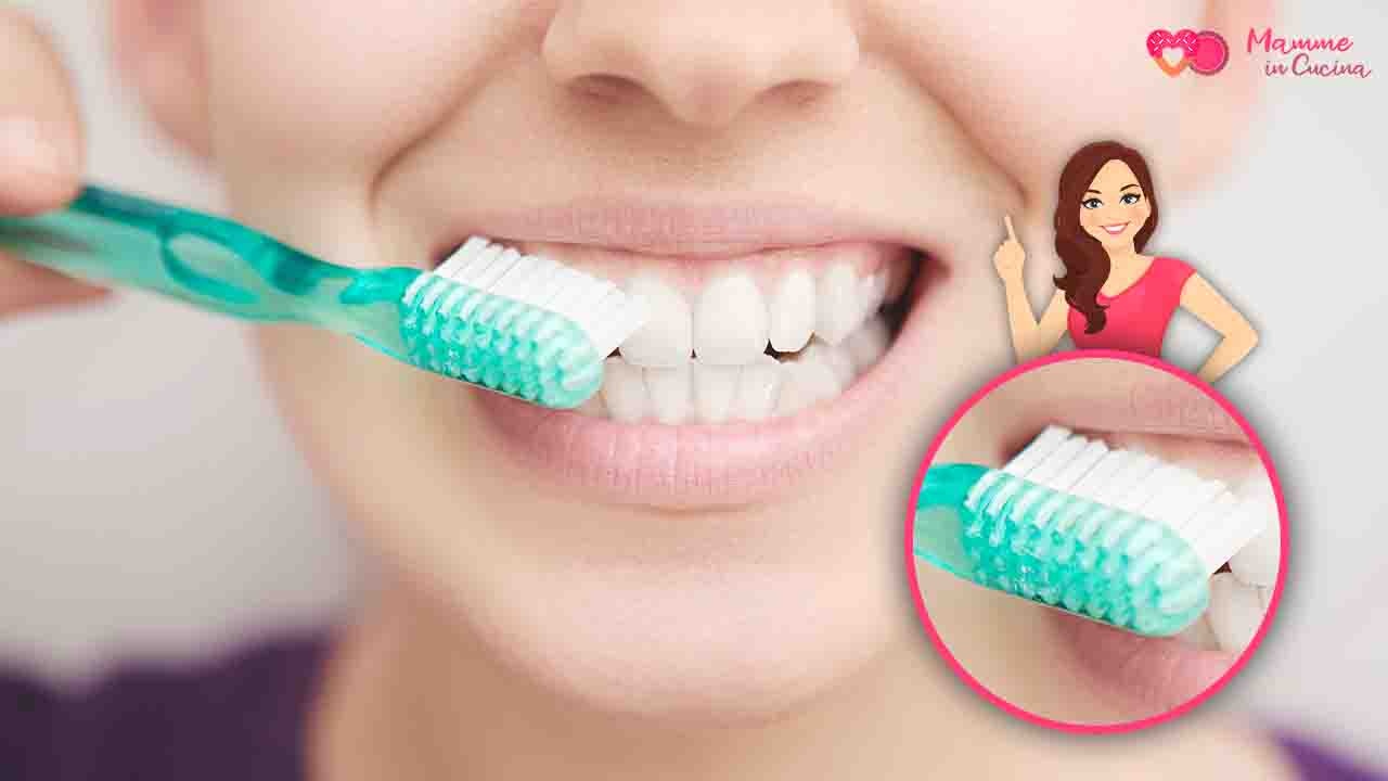 utilizzo spazzolino da denti