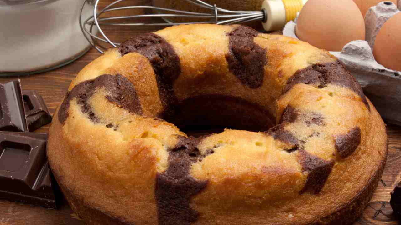 Ciambella all'olio e cacao