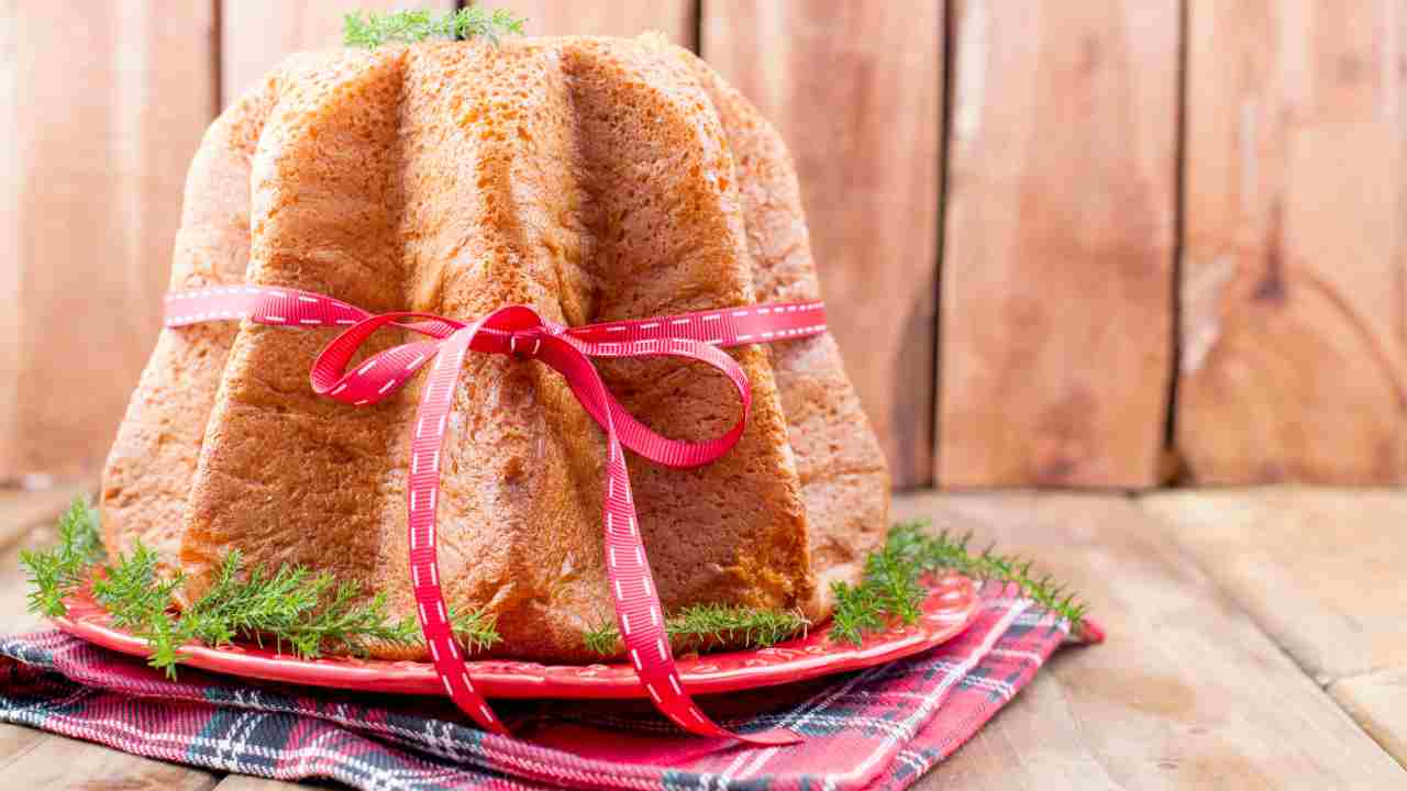 Pandoro prosciutto cotto