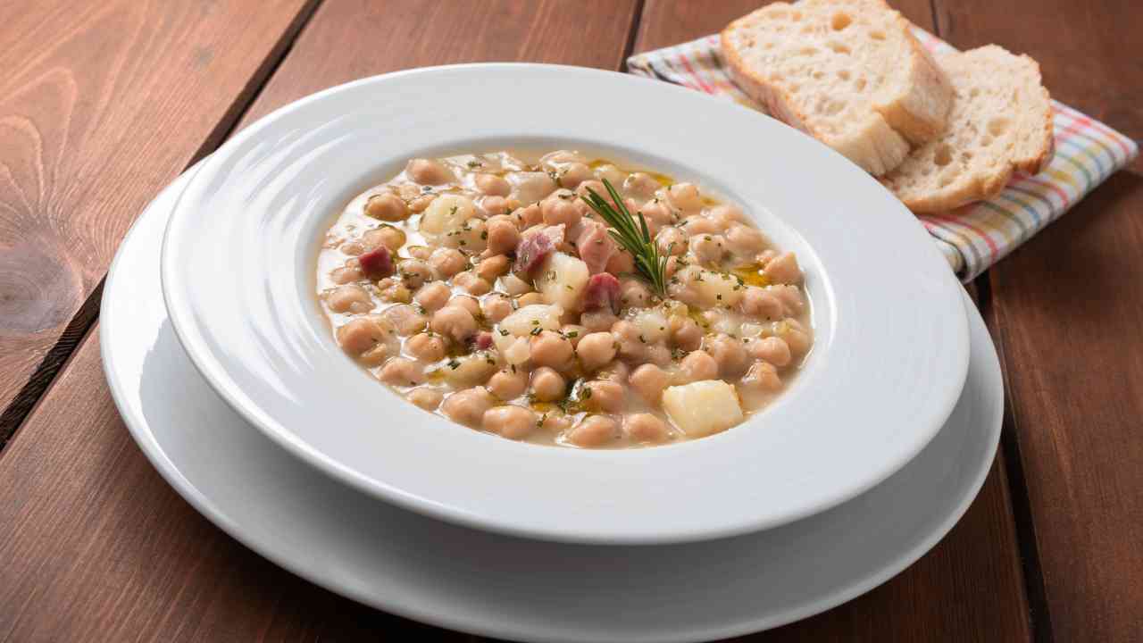 zuppa di ceci cremosa