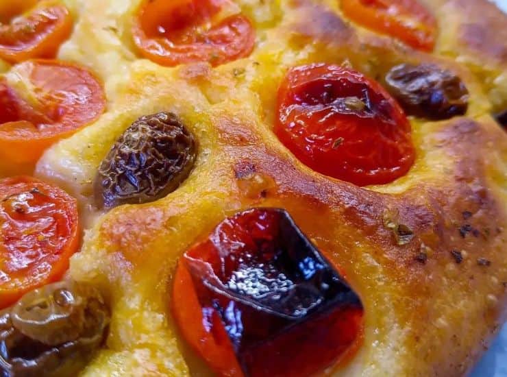 Fcazz focaccia barese ricetta