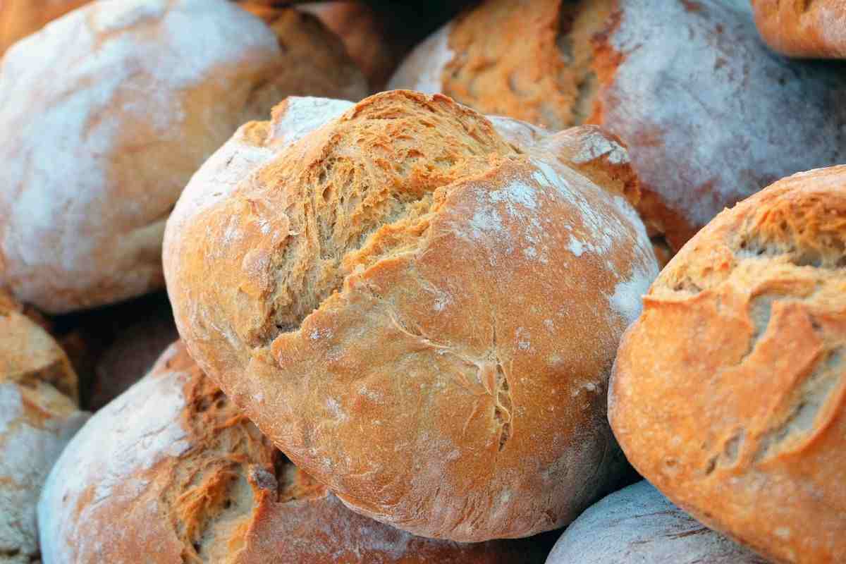 Come riciclare il pane raffermo