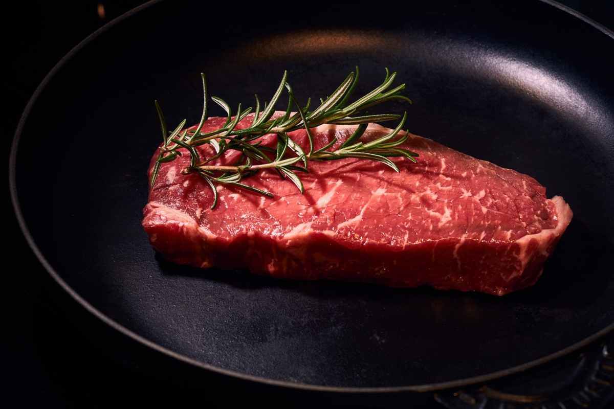 Cosa succede se non mangi la carne