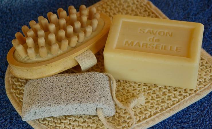 sapone rimedio panni macchiati