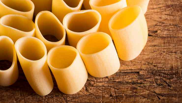 Paccheri crudi