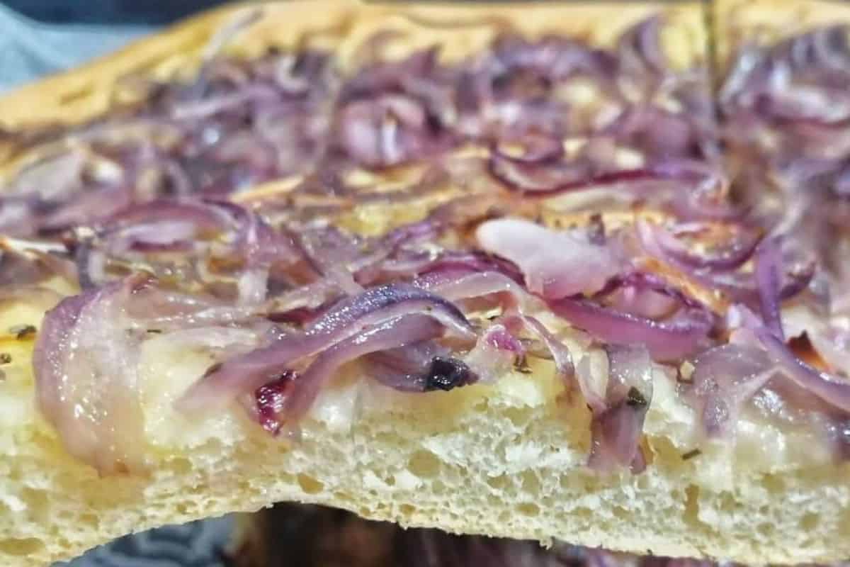 Focaccia caramellata cipolle