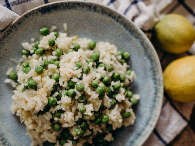 ricetta veloce risotto piselli gorgonzola