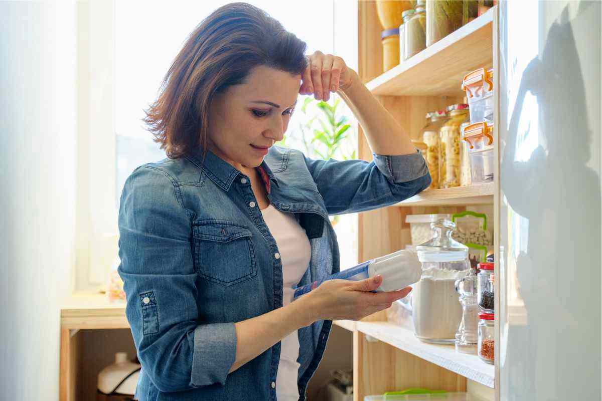 Quali cibi si possono mangiare oltre la data di scadenza