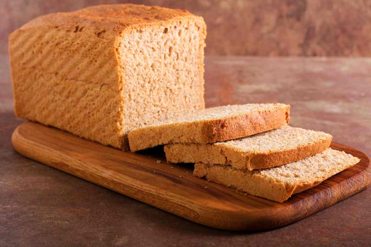 Pane in cassetta integrale ricetta