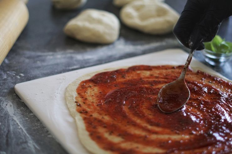 quante calorie ha la pizza margherita 