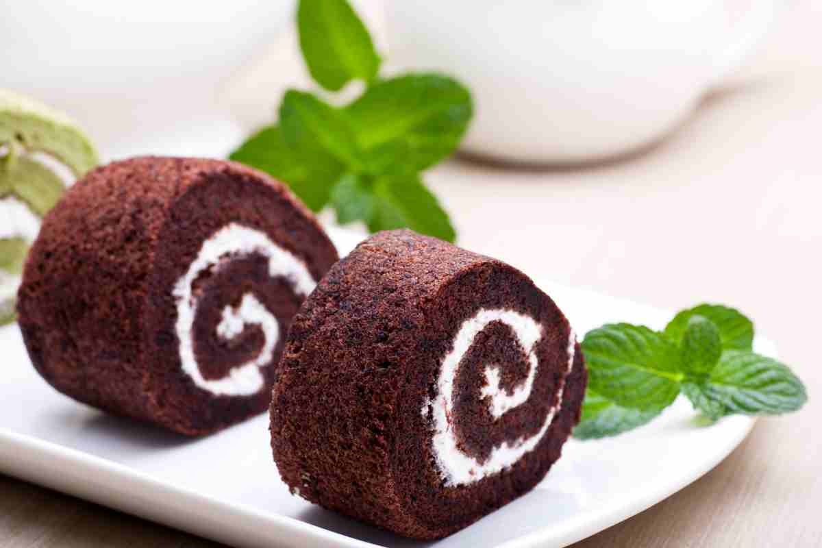 Rotolo cioccolato e panna facilissimo